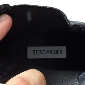 Steve Madden Howler Black Faux Leather Chunky Sole Chelsea Boots Size 6 NEW thumbnail 9