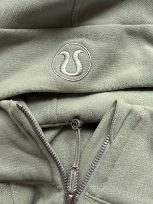 Lululemon Scuba Hoodie thumbnail 3