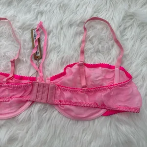 Skims Romance Balconette Bra Bubble Gum Size 44DD thumbnail 8