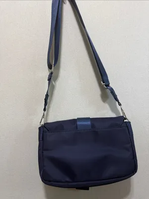 lululemon athletica 3L Navy Crossbody Bag with Silver Hardware thumbnail 7