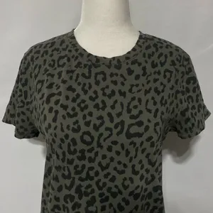 Lucky Brand Animal Print Short Sleeve Crewneck T-Shirt Olive Green Size Medium thumbnail 4