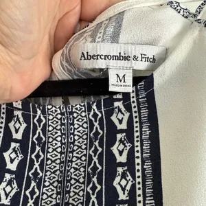 Abercrombie & Fitch‎ Womens Medium White Navy Blue Geometric Boho Sleeveless Top thumbnail 3
