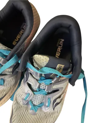 Saucony Women's Sky Blue and Teal Running Shoes Everun lace up blue retro thumbnail 8