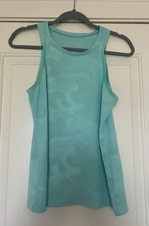 Amazon Workout Tank Top thumbnail 1