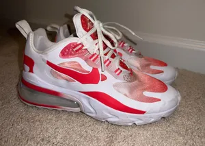 Nike Air Max 270 React Shoes thumbnail 1