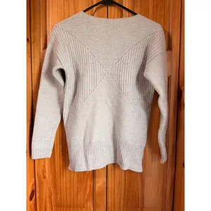 Wilfred Free Isabelli Sweater Aritzia Merino Wool Gray Ribbed Knit High Low XS thumbnail 2