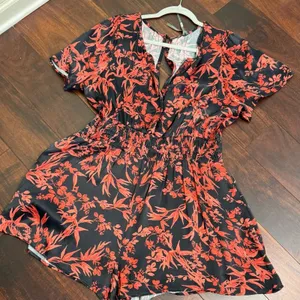 Anthropologie Somerset Black Rust Floral Satin Romper V Neck XLP thumbnail 10