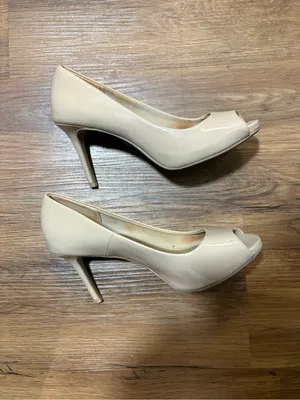 Dexflex Comfort Women’s Nude Patent Peep Toe Pumps Heels Size 7 Beige 3” thumbnail 7