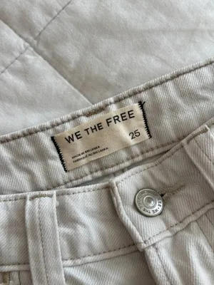 Free People We The Free Cerine Relaxed Bootcut Jeans thumbnail 10