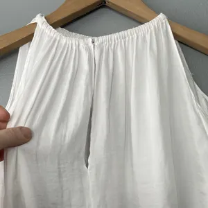 Dance & Marvel Cold Shoulder Peasant Top Size M White Boho Angel Coquette Milkmaid Ren Faire thumbnail 4
