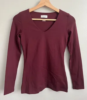 Aritzia Contour Long Sleeve thumbnail 1