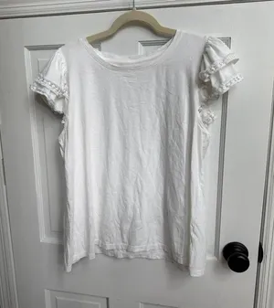 Lilly Pulitzer Clover Top in Resort White short sleeve women's xl thumbnail 1