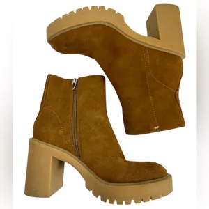 Dolce Vita Celia Suede Platform Boot Tan Size 7.5 thumbnail 4