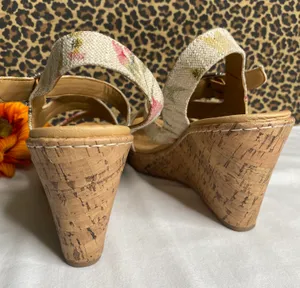 Born Concept Schirra Canvas Floral Wedge Sandals | 9 thumbnail 4