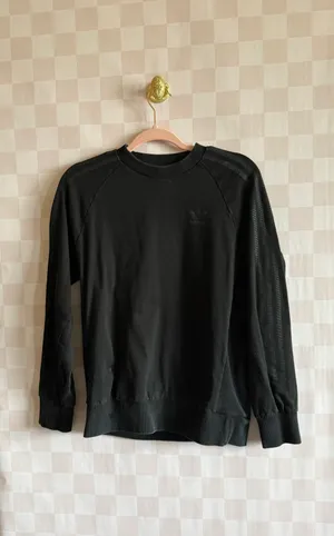 Sweater thumbnail 2