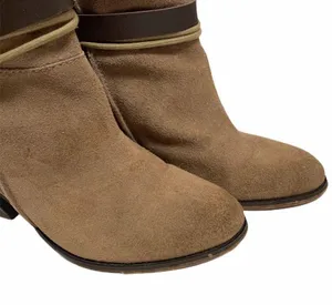 Mia Limited Edition Tooledo Leather Boots w/ Tassel & Buckle Belt Accent Sz 9M thumbnail 3