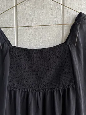 Aritzia Wilfred Tempest Mini Dress Smocked Chiffon in‎ Black Size S thumbnail 6