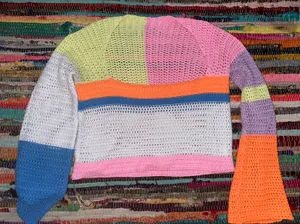 Amazon Sweater thumbnail 1