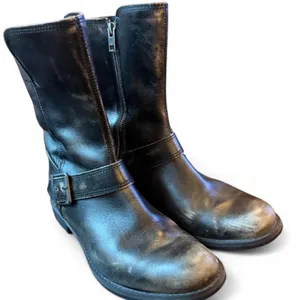 Timberland Savin Hill Mid Black Leather Moto Engineer Boots Women’s Size 7.5 thumbnail 1
