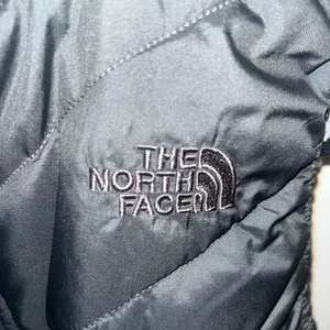 The North Face Women's Black Quilted Vest with Gray Lining thumbnail 4