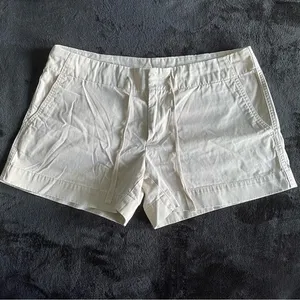 Women's Khaki Shorts thumbnail 1