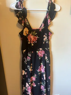 Socialite Black Floral Long Dress thumbnail 2
