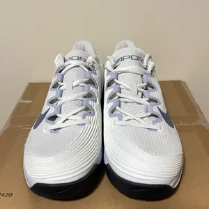 Nike Court Air Zoom Vapor 12 HC White Indigo Women's Size 10 FV5554-102 NEW thumbnail 2