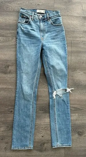 Abercrombie & Fitch The 90s SLim Straight Ultra High Rise thumbnail 1