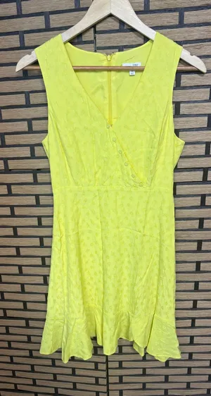 A Loves A Yellow Floral Dress Size XS thumbnail 1