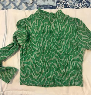 ZARA Top thumbnail 1