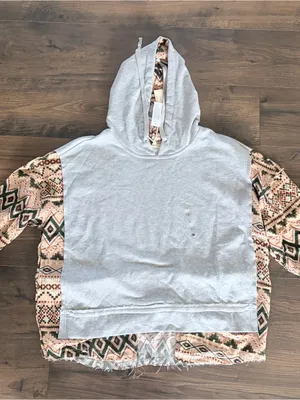 NWT Boho Aztec Western Mixed Print Pullover Hoodie Size M thumbnail 9