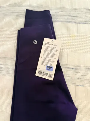 NWT Lululemon Glow Up SHR Tight 25” Leggings | Size 2 | Deep Luxe Purple thumbnail 5
