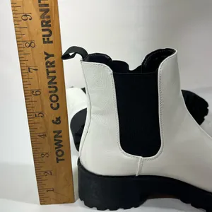 Dirty Laundry Chunky Lug Chelsea Boot Women‎ 8 White/Black Faux Patent Leather thumbnail 9