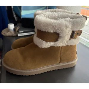 Koolaburra by UGG Suede Mini Winter Boots Barlee Chestnut Women's Size 8 thumbnail 6