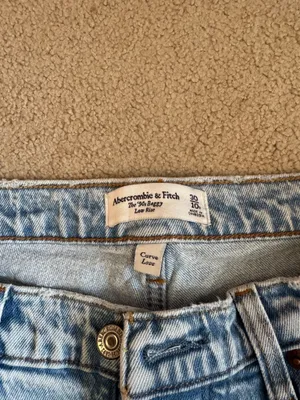 Abercrombie Jeans Curve Love Low-Rise thumbnail 2