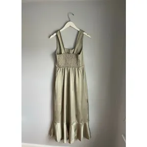 Show me Your Mumu Claire Midi Bridemaids Dress Moss Green Luxe Satin Waist Tie M thumbnail 3