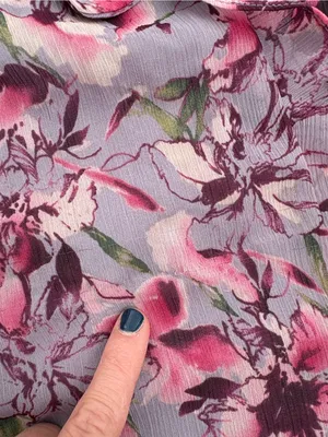 Express purple and pink floral print short-sleeve mini dress with a V-neckline thumbnail 8