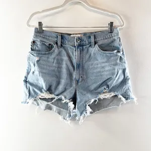 Abercrombie & Fitch The 4" Curve Love High Rise Denim Mom Shorts Blue 30 / 10 thumbnail 2