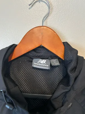  New Balance windbreaker jacket  thumbnail 4