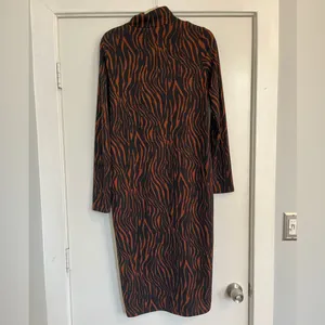 Zara Black Midi Dress Brown Black zebra tiger animal Print turtleneck longsleeve thumbnail 7