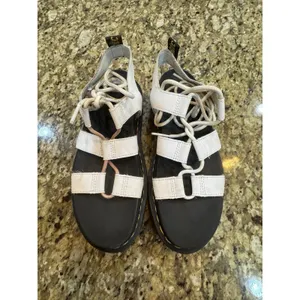 Dr. Martens Nartilla White Leather Lace-Up Gladiator Sandals Women's Size 7 thumbnail 2