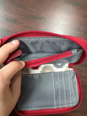 ThirtyOne Boutique Red, White, and Grey Wallet Wristlet thumbnail 7