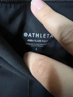 Athleta Aura Black High Rise Flare Athletic Leggings thumbnail 5