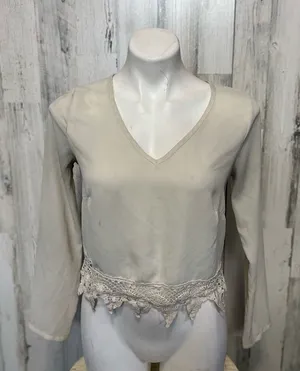 White blouse White thumbnail 1