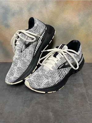 Brooks Adrenaline GTS 21 Women's White & Black Sneakers Size 8B thumbnail 15