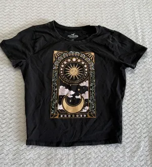 Hollister Womens Black Celestial Sun Moon Graphic Tee Shirt Small Art Nouveau thumbnail 1