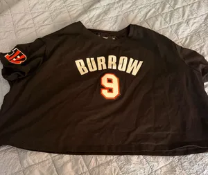 Cincinnati Bengals Pro Standard Joe Burrow Crop Top 2XL thumbnail 1