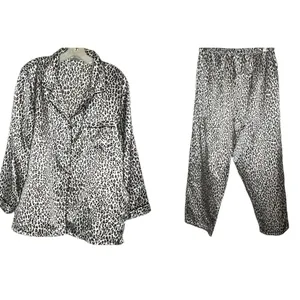 Vintage Evandale‎ Intimates Animal Print Pajama Set thumbnail 2