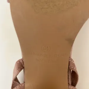 Lulu’s Suede Pink Gold Lace Up Strappy 3.5” Heel in Women’s Size 6.5 thumbnail 8