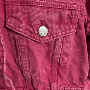 Zara Z1975 Cropped Denim‎ Jean Jacket Barbiecore Pink Size Medium thumbnail 3